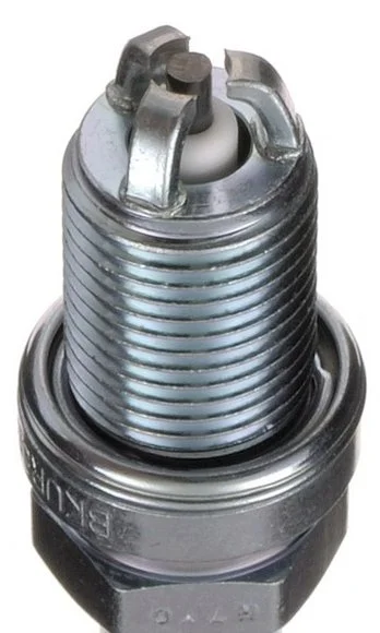 Свеча зажигания NGK V-line №24 BKUR6ET-10 /Audi 100, A3, A4, A6, A8, VW Golf/, комплект